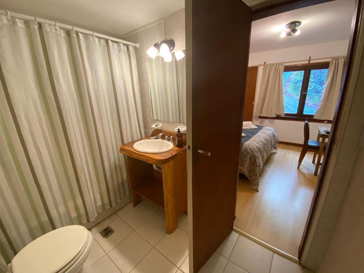 Hosteria Suiza - Ex Casita Suiza San Carlos de Bariloche Exterior photo